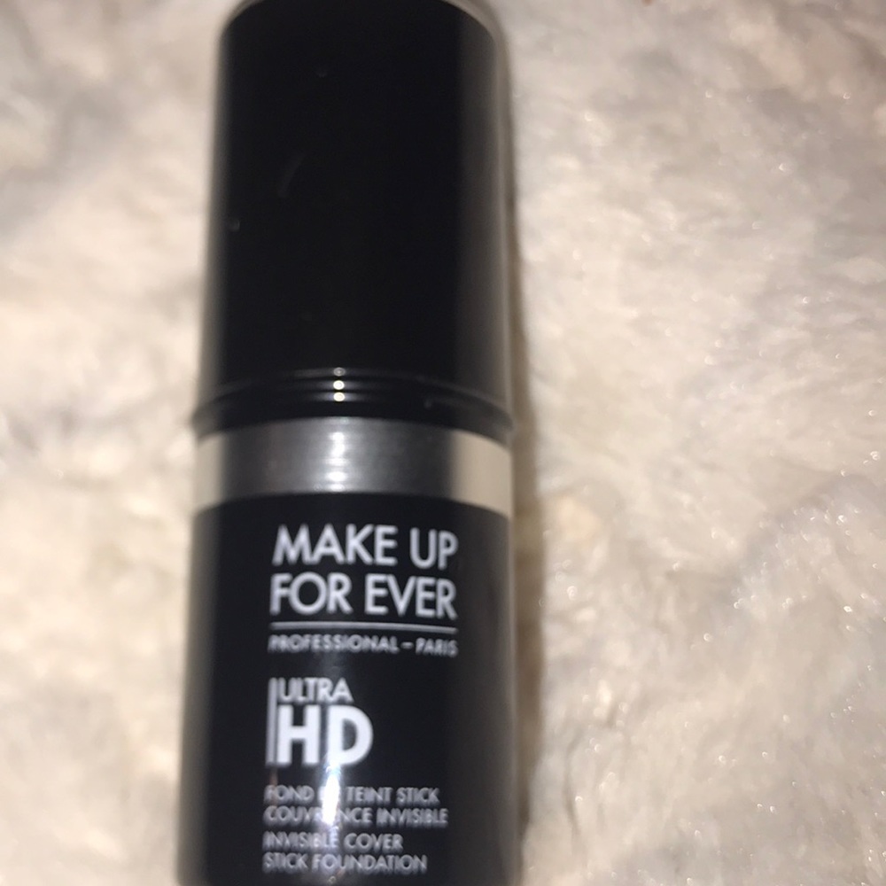 Makeup forever ultra hd foundation